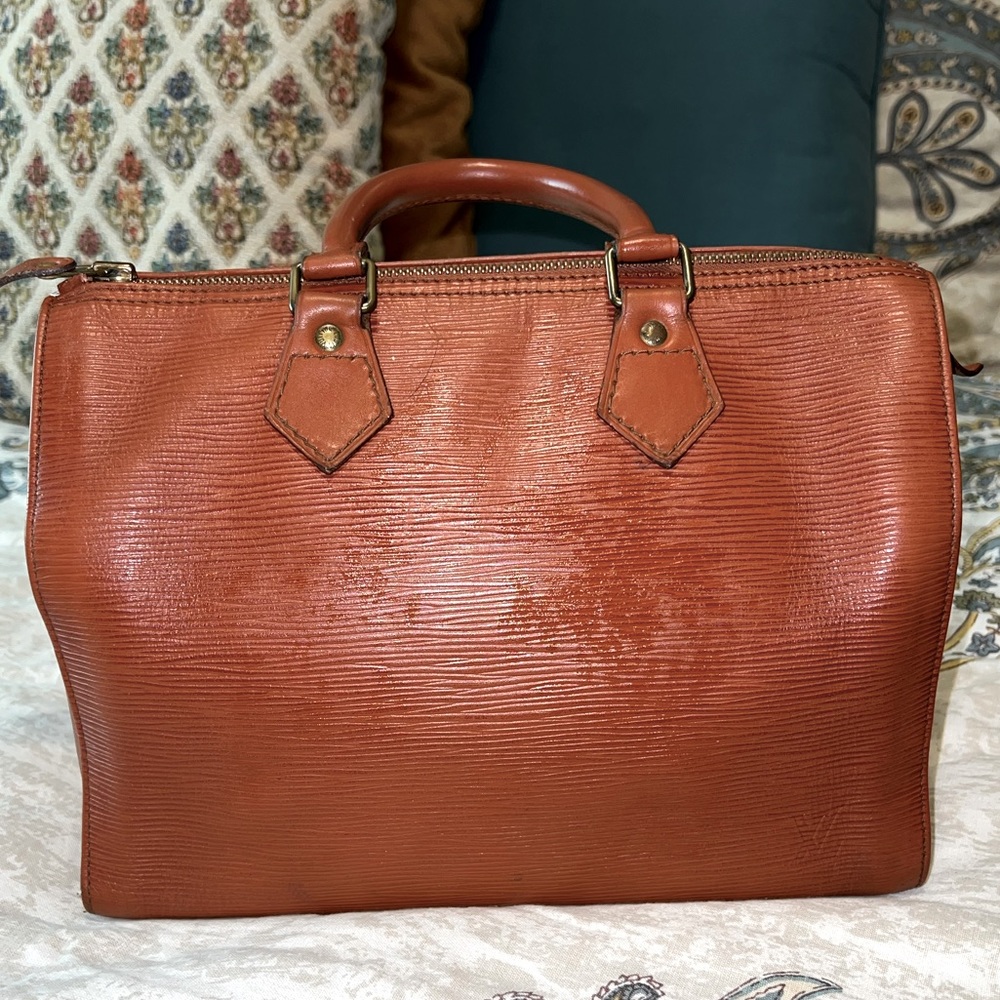 Vintage Epi Louis Vuitton Speedy 25